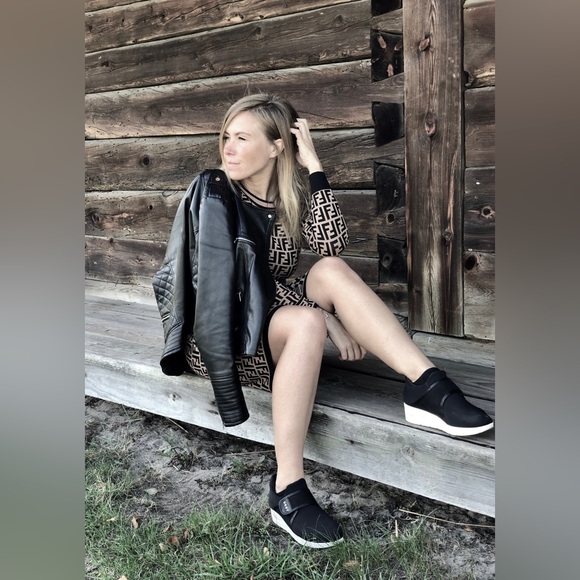 Fendi Monogram Long-Sleeve Bodycon Midi Dress (Size M) - Picture 1 of 4